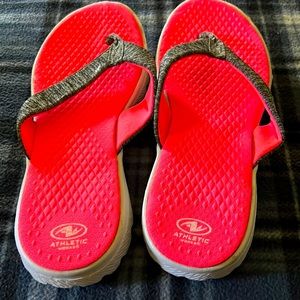 athletic works comfort flip flops